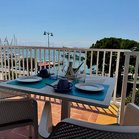 Apartamento Puerto Miramar Камбрильс Экстерьер фото